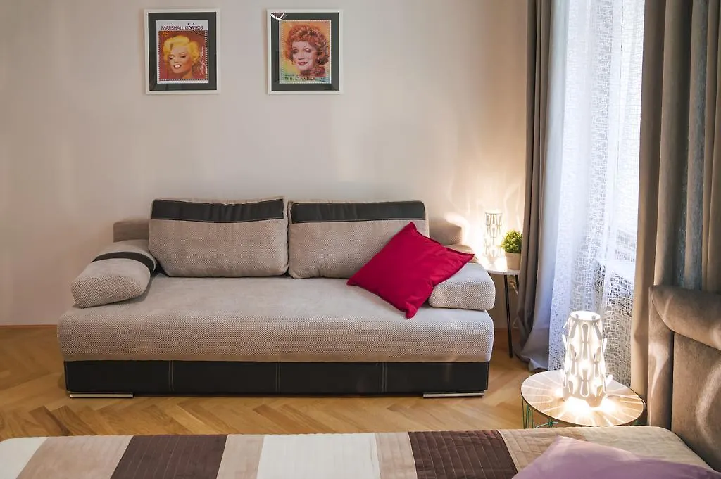 Modern Apartment Zlatnicka 8 Prague