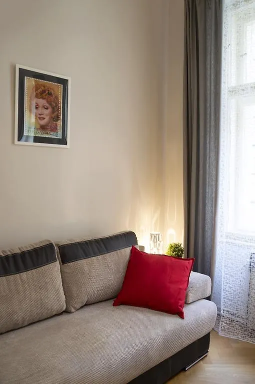 Modern Apartment Zlatnicka 8 Prague